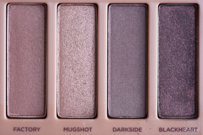 Палитра теней для век Urban Decay Naked3 Eyeshadow Palette