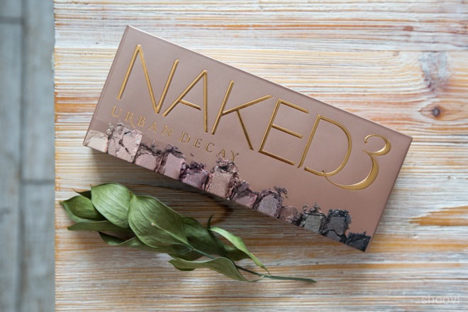 Палитра теней для век Urban Decay Naked3 Eyeshadow Palette