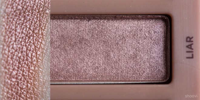 Палитра теней для век Urban Decay Naked3 Eyeshadow Palette