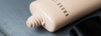 Увлажняющий крем для лица с оттеночным эффектом Bobbi Brown Nude Finish Tinted Moisturizer  SPF 15 в оттенке light tint