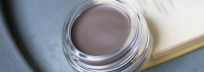 Помада для бровей Anastasia Beverly Hills Dipbrow Pomade в оттенке Ash Brown