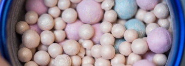 Пудра для лица в шариках «Метеориты-Легенда» Guerlain Meteorites Perles De Legende Light-Revealing Pearls Of Powder