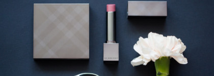 Помада Burberry Kisses Sheer в оттенке #217 English Rose