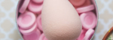 Спонж для макияжа Beautyblender в оттенке Bubble