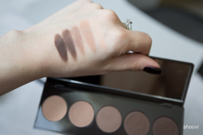Тени для век Becca Ombre Nudes Eye Palette