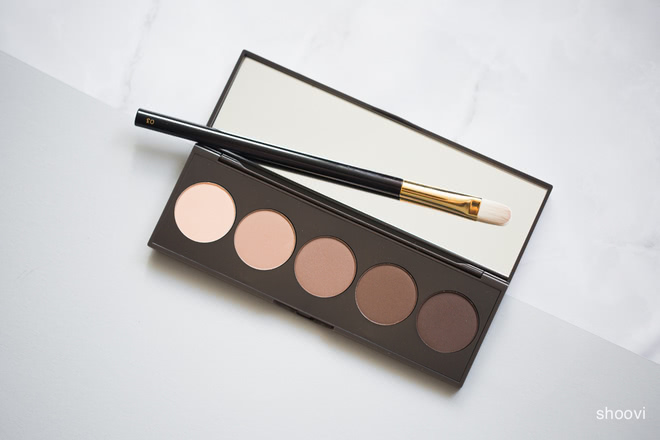 Тени для век Becca Ombre Nudes Eye Palette