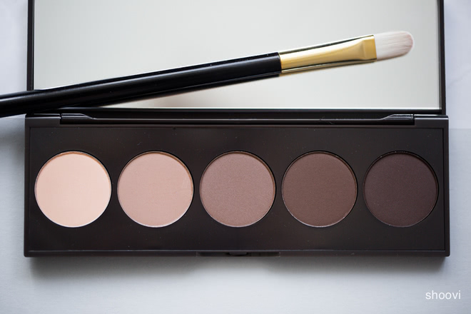 Тени для век Becca Ombre Nudes Eye Palette