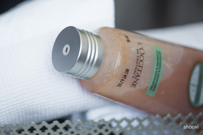 Скраб для душа «Миндаль» L'Occitane Amande Cleansing And Exfoliating Shower Scrub