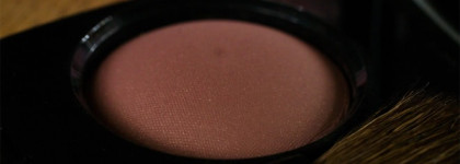 Chanel Fall 2015 Les Automnales. Joues Contraste Blush в оттенке 260 Jinsha (Alezane)