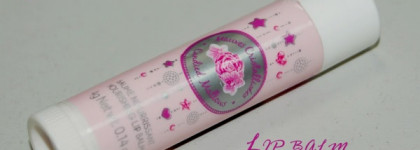 Заснеженная мальва… Бальзам для губ Candied Mallows Nourishing Lip Balm от Yves Rocher