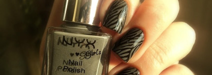 NYX Girls Nail Polish NGP 172 Dark Gray + стемпинг Konad