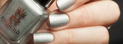 A-England "Encore Margot"