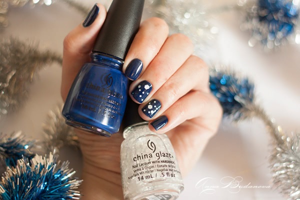 China Glaze Nail Lacquer With Hardeners 81936 Chillin' with my snow-mies