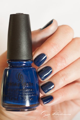 China Glaze Nail Lacquer With Hardeners 81860 One Track Mind