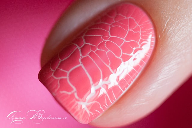 NailLOOK Croco Summer: №30608 Sunday Morning, 30614 Rose of Sharon