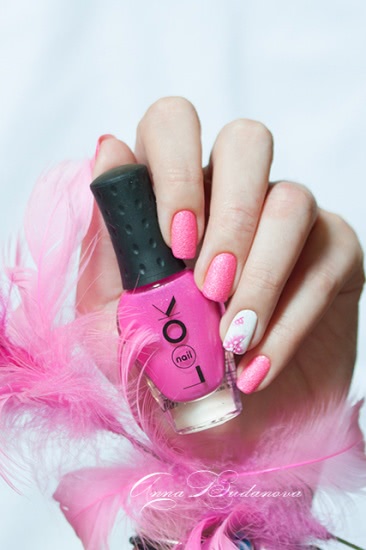 NailLOOK Trends Hot Neons №31090, 31091 + слайдер-дизайны O'diva 16943 и Ble1680A