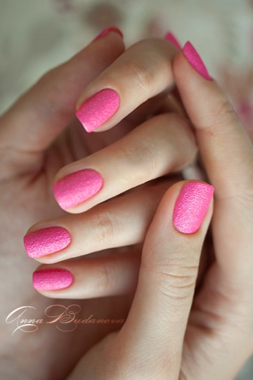 NailLOOK Trends Hot Neons №31090, 31091 + слайдер-дизайны O'diva 16943 и Ble1680A