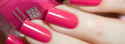 Brigitte Bottier Professional Nails: GF 04, GF 15, SSH 558, PT 322