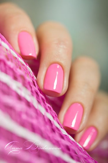 China Glaze: 82602 Glow with the flow, 82606 DJ Blue my mind. + стемпинг с диском hehe 021