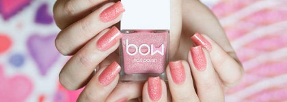 BOW Nail polish Love at War