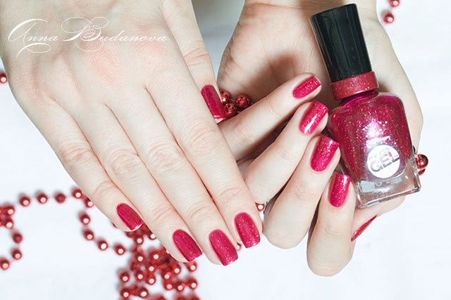 Sally Hansen Miracle Gel №590 Ruby Shimmers