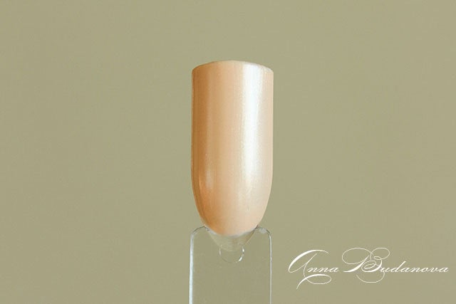 CND Vinylux Weekly Polish #180 Dandelion