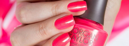 Morgan Taylor Professional Nail Lacquer №50222 Hip Hot Coral