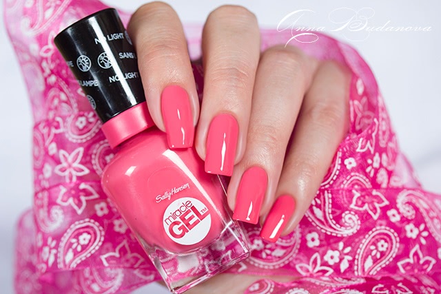 Sally Hansen Miracle Gel №279, 339, 679