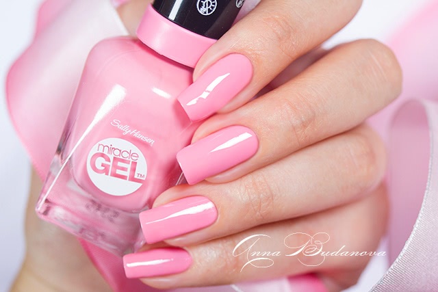 Sally Hansen Miracle Gel №279, 339, 679
