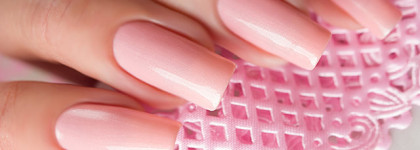 Коллекция лаков для ногтей Mavala "Delicate" и наклейки для ногтей Solomeya Hearts/"Сердца"