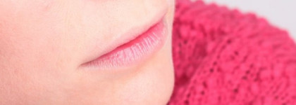 Tony Moly Delight Magic Lip Tint Green Apple и Red Berry, Holika Holika Holy Berry Tint Морошка