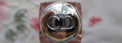 Dior Addict Ultra Gloss Flash-Pamping Spotlight Shine Lipgloss – Сияющий блеск для губ в оттенке  556 Coral Fantasy