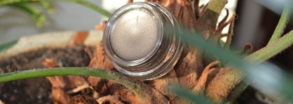 Smashbox Limitless 15 Hour Wear Cream Shadow Stone