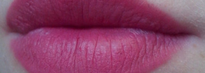 Чудесный карандаш для губ Essence в трех оттенках - 07 Cute Pink, 08 Red Blush и 14 Femme Fatale