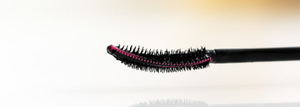 Тушь с эффектом накладных ресниц подкручивающая: YSL Mascara Volume Effect Faux Cils The Curler black (Новинка 2018)