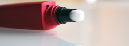 Жидкая матовая помада с эффектом пудры: Chanel Rouge Allure Liquid Powder