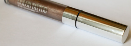 Тени Maybelline Color Tattoo Eye Chrome в оттенке Beige Luster