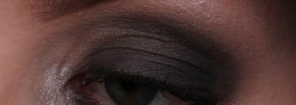 Как с помощью продуктов Divage создать дневной и вечерний образ: Матовые тени для век Velvet №7301 и Лак для губ Wonder Glace №03