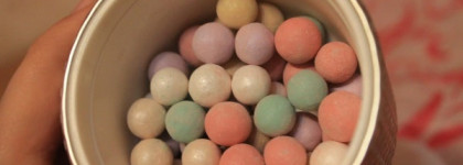 Guerlain Meteorites Light Revealing Pearls of Powder  2 Claire