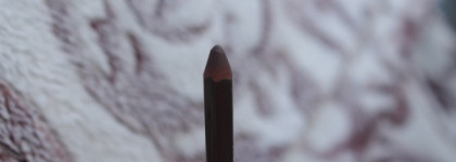 Shiseido Natural Eyebrow Pencil Crayon Sourcils Naturels BR603 Light Brown Brun Clair