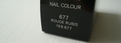 Chanel Nuit Infinie de Chanel Holiday Collection 2013 - Le Vernis Nail Colour Rouge Rubis 677