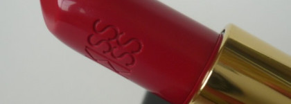 Guerlain Kiss Kiss Shaping Cream Lip Color в оттенках 324 Red Love и 367 Kiss Blossom - достойные экземпляры линейки