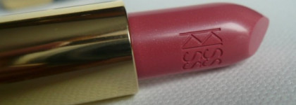 Guerlain Kiss Kiss Shaping Cream Lip Color в оттенках 324 Red Love и 367 Kiss Blossom - достойные экземпляры линейки