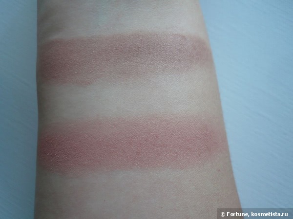 Сравнительный обзор Chanel Joues Contraste Powder Blush 84 Accent и 80 Jersey