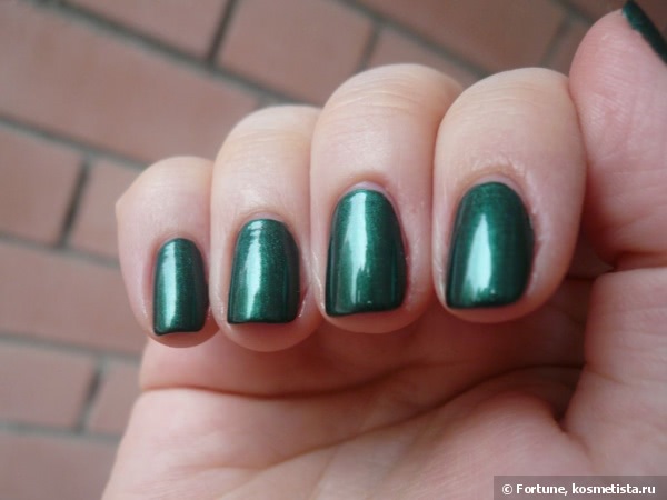 Все дело в цвете. Deborah Lippmann Bitches Brew, Laughin' To The Bank, Between The Sheets