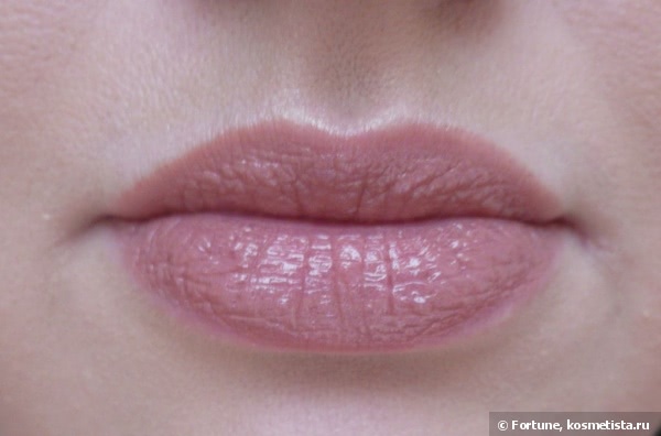 Всесезонный нюд с Burberry Lip Cover Soft Satin Lipstick #02 Cameo и #25 Nude Rose