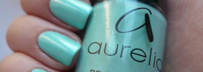 Голубая лагуна с Aurelia Professional Hypoallergenic Nail Enamel 757