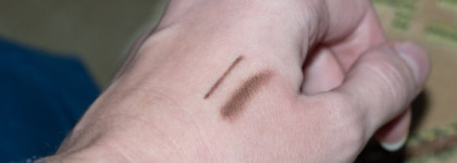 Clarins Crayon Khol Long Lasting Eye Pencil with Brush 02 (intense brown) – мой идеальный карандаш для глаз