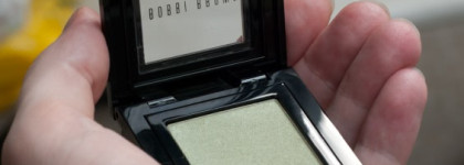 Bobbi Brown Metallic Eye Shadow #20 Mint