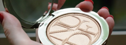 Diorskin Nude Tan Transat Edition Golden Shimmer Powder — Face & Decollete with kabuki brush